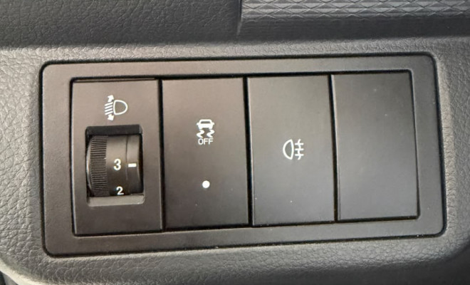 EFFA V21 Pick-up CS 1.5 16V 2p 2027 Gasolina-12