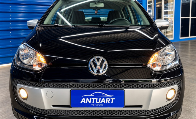 VW - VolksWagen up! black/white/red 1.0 Flex 5p 2015 Flex-3