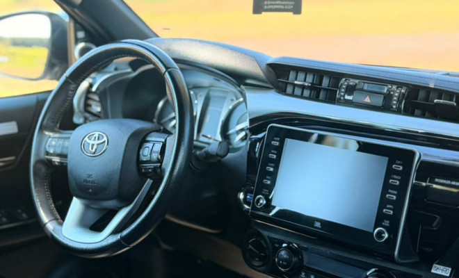 Toyota Hilux CD SRX 4x4 2.8 TDI 16V Diesel Aut. 2023 Diesel-12