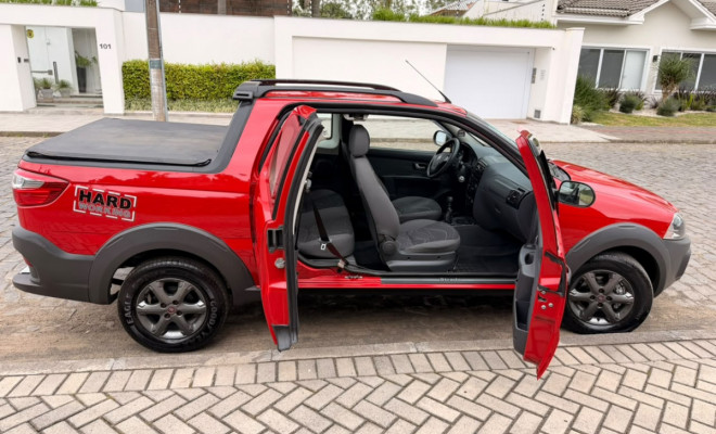 Fiat Strada Working 1.4 mpi Fire Flex 8V CD 2015 Flex-8