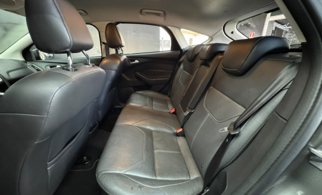 Ford Focus 2.0 16V/SE/SE Plus Flex 5p Aut. 2016 Flex-13