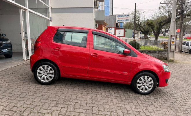 VW - VolksWagen Fox 1.0 Mi Total Flex 8V 5p 2011 Flex-0