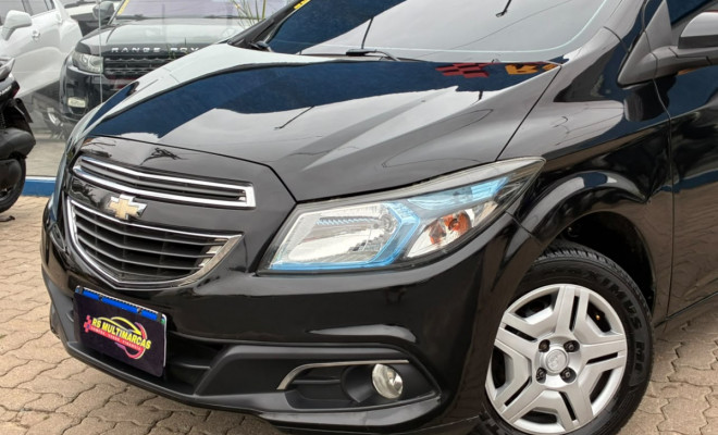 GM - Chevrolet ONIX HATCH LT 1.0 8V FlexPower 5p Mec. 2015 Flex-3
