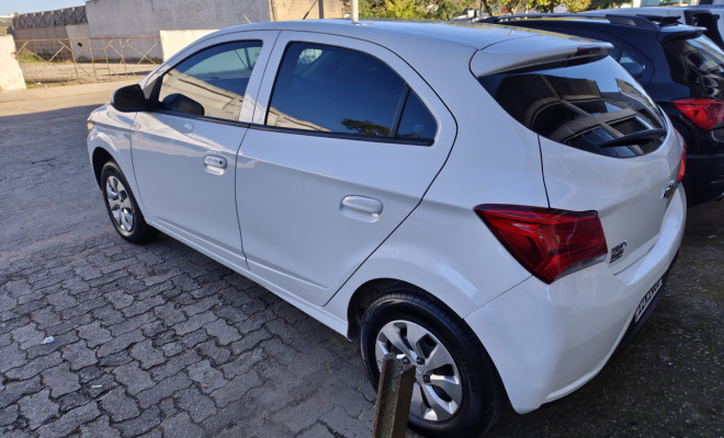 GM - Chevrolet ONIX HATCH LT 1.0 8V FlexPower 5p Mec. 2019 Flex-2