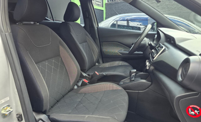 VW - VolksWagen VOYAGE TREND 1.6 Mi Total Flex 8V 4p 2013 Flex-11
