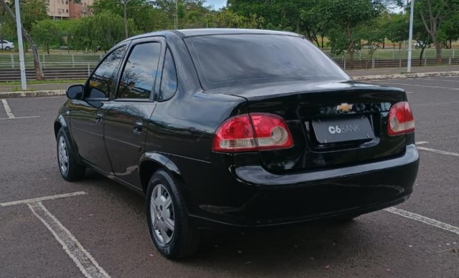 GM - Chevrolet Classic Life/LS 1.0 VHC FlexP. 4p 2013 Flex-0