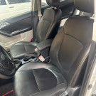 Kia Motors Cerato 1.6 16V Aut. 2011 Gasolina-9