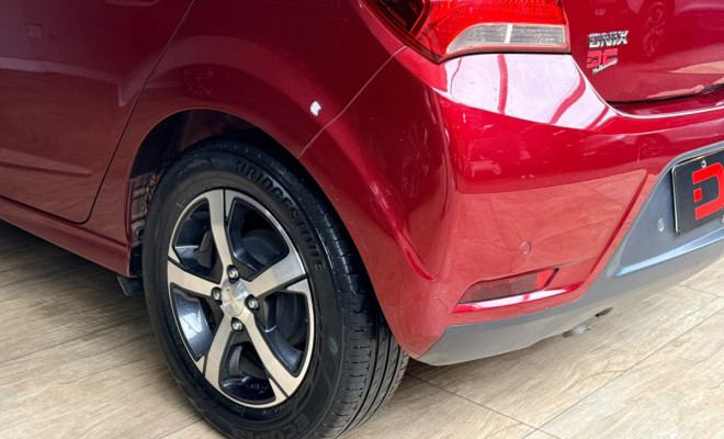 GM - Chevrolet ONIX HATCH LTZ 1.4 8V FlexPower 5p Aut. 2019 Flex-9