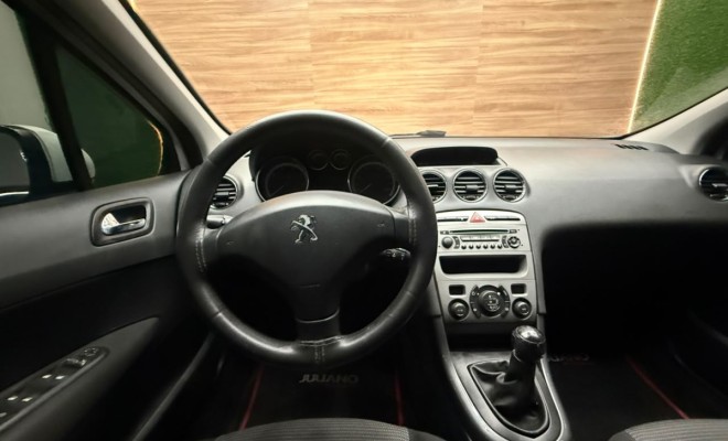 Peugeot 308 Allure 1.6 Flex 16V 5p Mec. 2013-4