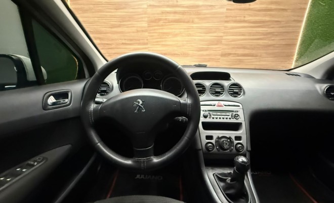 Peugeot 308 Allure 1.6 Flex 16V 5p Mec. 2013-6