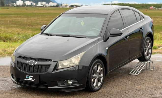 GM - Chevrolet CRUZE LT 1.8 16V FlexPower 4p Aut. 2013 Flex