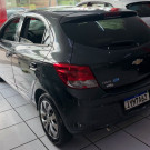GM - Chevrolet ONIX Joy 1.0 2018-1