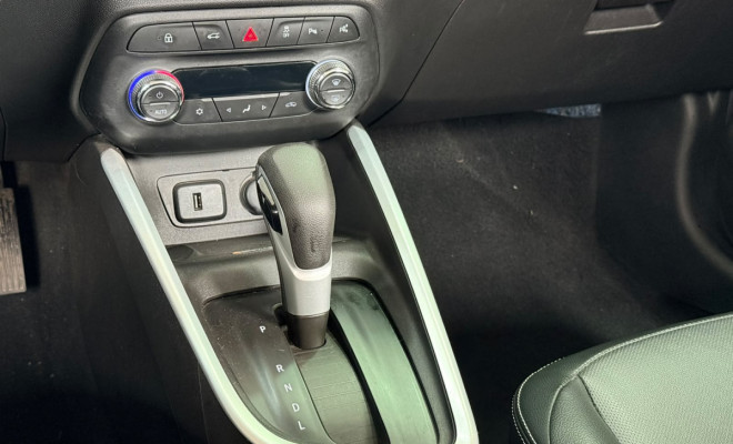GM - Chevrolet Onix Plus 1.0 Turbo AT NB 2020 Flex-8