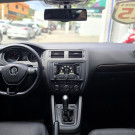 Volkswagen Jetta Comfortline 2.0 Automático 2015 | Teto Solar | Guarujá-7