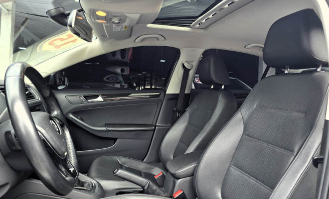 Volkswagen Jetta Comfortline 2.0 Automático 2015 | Teto Solar | Guarujá-6