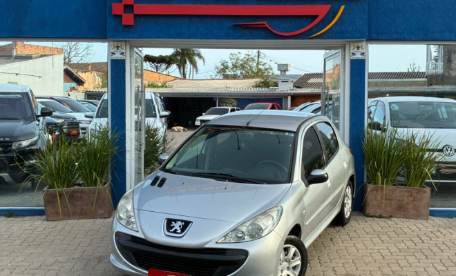 Peugeot 207 XR 1.4 Flex 8V 5p 2009 Flex