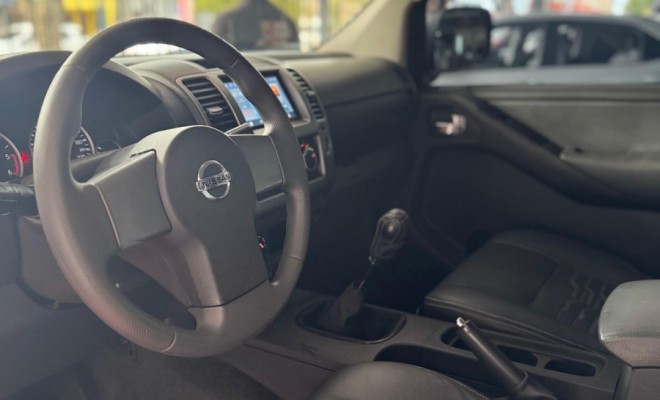 Nissan Frontier SV AT.CD 4x4 2.5 TB Diesel Mec. 2015 Diesel-4