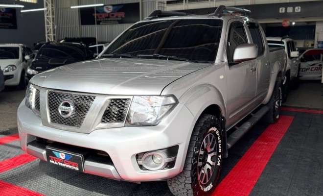 Nissan Frontier SV AT.CD 4x4 2.5 TB Diesel Mec. 2015 Diesel-0