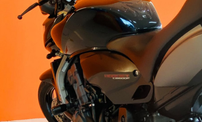 HONDA CB 600F HORNET 2009 Gasolina-9