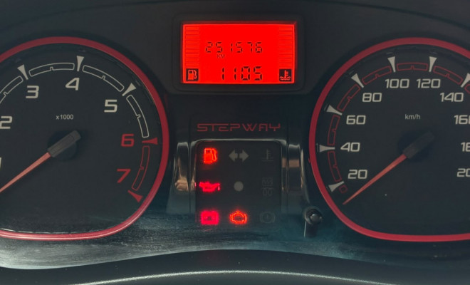 Renault SANDERO STEPWAY Hi-Power 1.6 8V 5p 2014 Flex-11