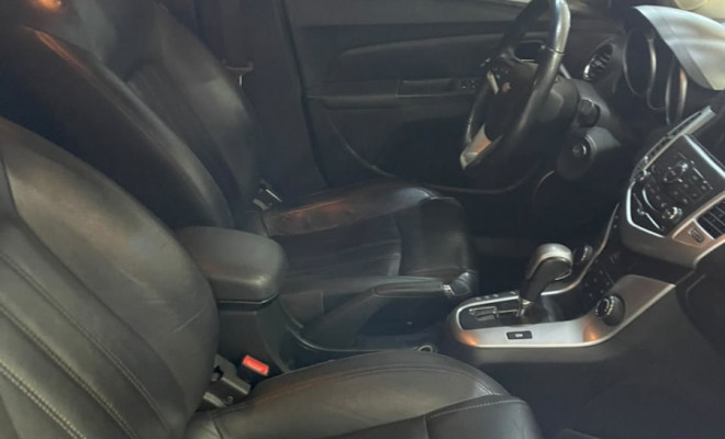 GM - Chevrolet CRUZE LT 1.8 16V FlexPower 4p Aut. 2013 Flex-4