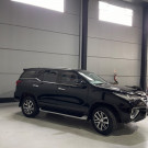 Toyota Hilux SW4 SRX 4x4 2.8 TDI 16V Dies. Aut. 2020 Diesel-2