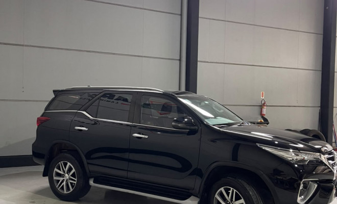 Toyota Hilux SW4 SRX 4x4 2.8 TDI 16V Dies. Aut. 2020 Diesel-2