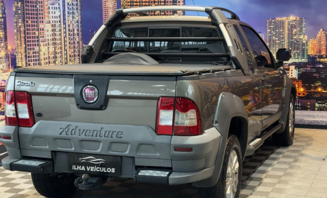 Fiat Strada Adventure 1.8/ 1.8 LOCKER Flex CE 2013 Flex-2