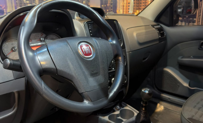 Fiat Strada Adventure 1.8/ 1.8 LOCKER Flex CE 2013 Flex-3
