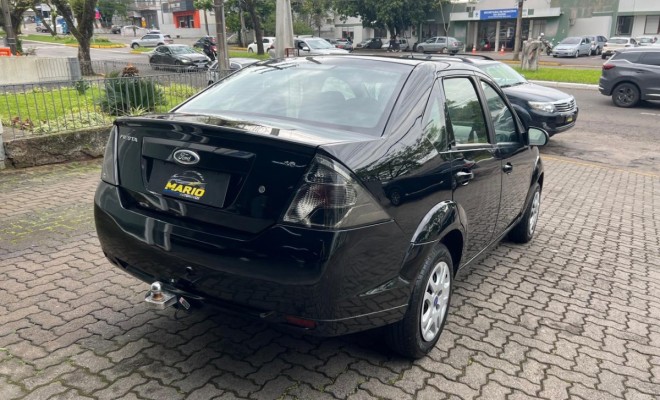Ford Fiesta Sed. 1.6 8V Flex 4p 2013 Flex-1