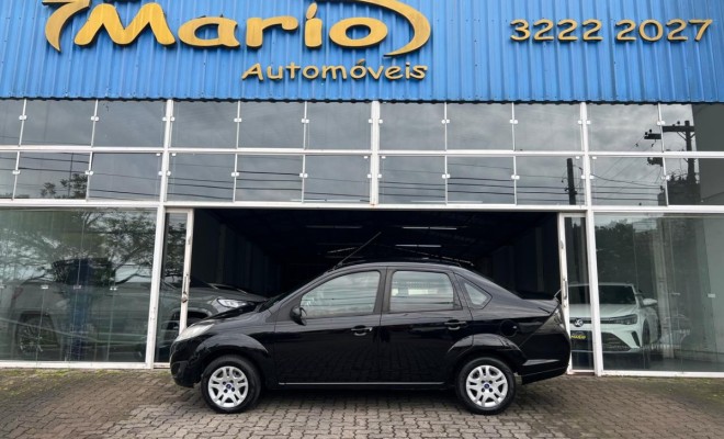 Ford Fiesta Sed. 1.6 8V Flex 4p 2013 Flex