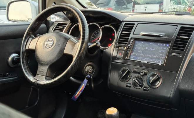 Nissan TIIDA S 1.8/1.8 Flex 16V  Mec. 2012 Flex-7