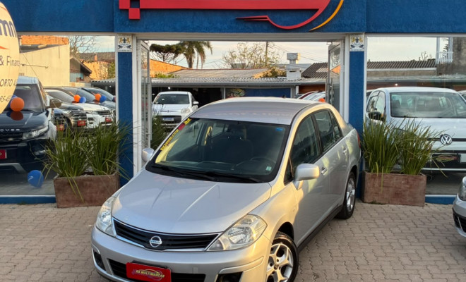 Nissan TIIDA S 1.8/1.8 Flex 16V  Mec. 2012 Flex
