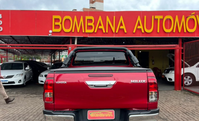 Toyota Hilux CD SR 4x4 2.8 TDI Diesel Aut. 2016 Diesel-2