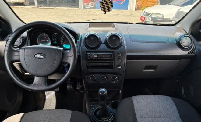 Ford Fiesta Sedan 1.0 8V Flex 4p 2011 Flex-2