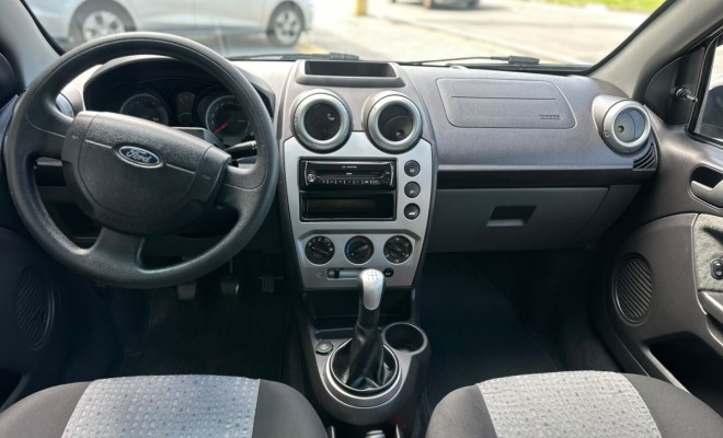 Ford Fiesta Sed. 1.6 8V Flex 4p 2012 Flex-6