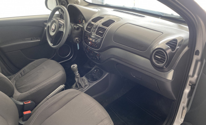 Fiat Grand Siena ATTRAC. 1.4 EVO F.Flex 8V 2013 Flex-7
