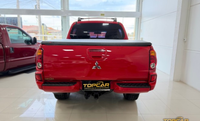 Mitsubishi L200 Triton HPE 3.2 CD TB Int.Diesel Mec 2009 Diesel-3