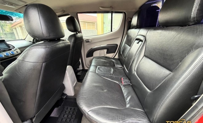 Mitsubishi L200 Triton HPE 3.2 CD TB Int.Diesel Mec 2009 Diesel-6
