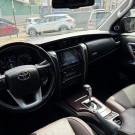 Toyota Hilux SW4 SRX 4x4 2.8 TDI 16V Dies. Aut. 2017 Diesel-4