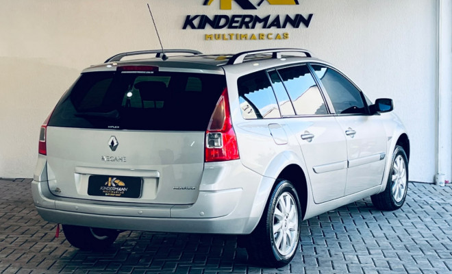 Renault Megane Grand Tour Dynam. Hi-Flex 1.6 16V 2013 Flex-1