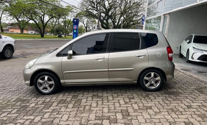 Honda Fit LX 1.4/ 1.4 Flex 8V/16V 5p Aut. 2007 Flex-4
