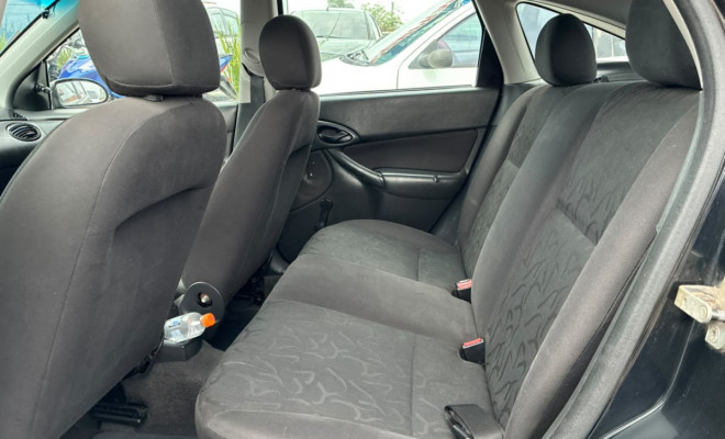 Ford Focus 1.6 S/SE/SE Plus Flex 8V/16V  5p 2009 Flex-8