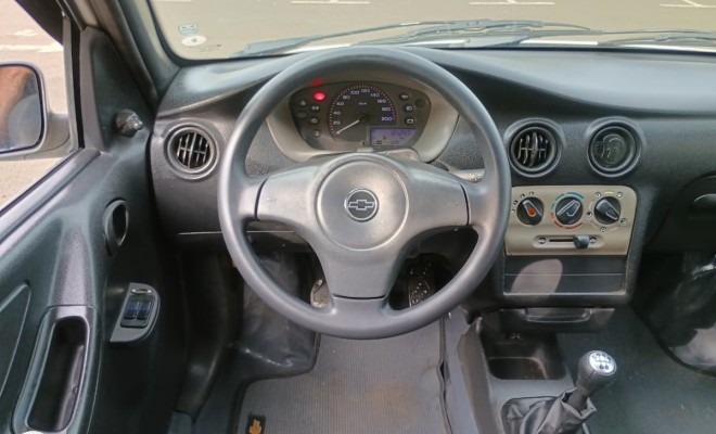 GM - Chevrolet Celta 1.0/Super/N.Piq.1.0 MPFi VHC 8V 3p 2003 Gasolina-8