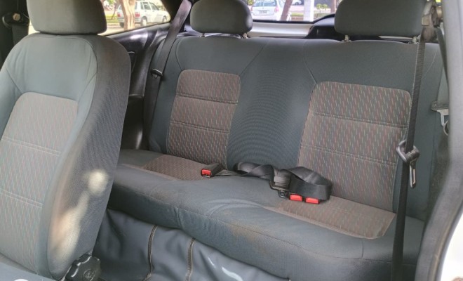 GM - Chevrolet Celta 1.0/Super/N.Piq.1.0 MPFi VHC 8V 3p 2003 Gasolina-6