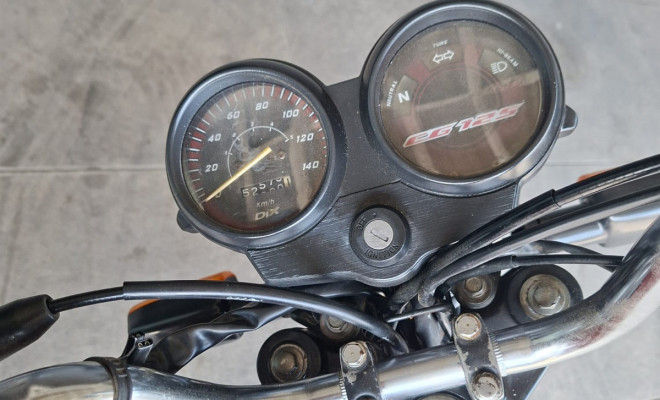 HONDA CG 125 FAN ES 2012 Gasolina-6