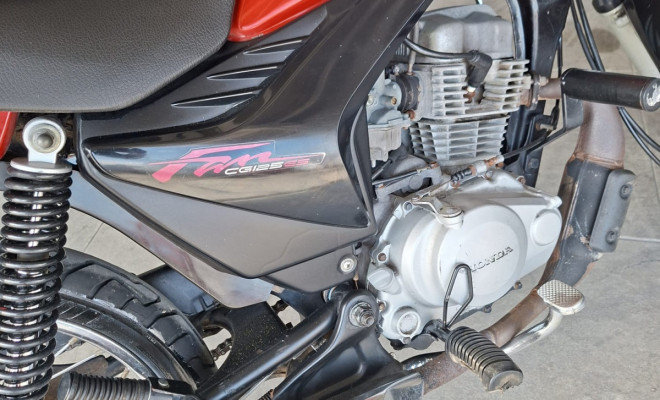 HONDA CG 125 FAN ES 2012 Gasolina-7
