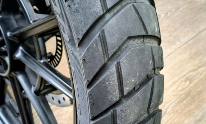 TRIUMPH SCRAMBLER 400 X 2025 Gasolina-12