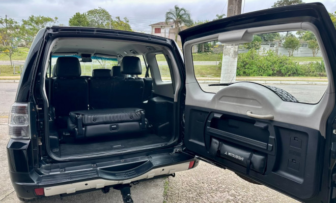 Mitsubishi Pajero GLS 3.8 Full - 2008-8
