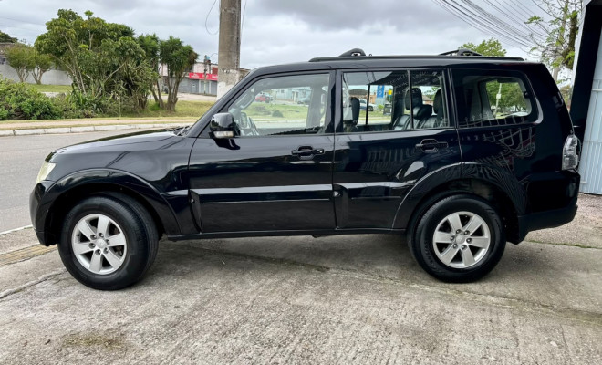 Mitsubishi Pajero GLS 3.8 Full - 2008-5